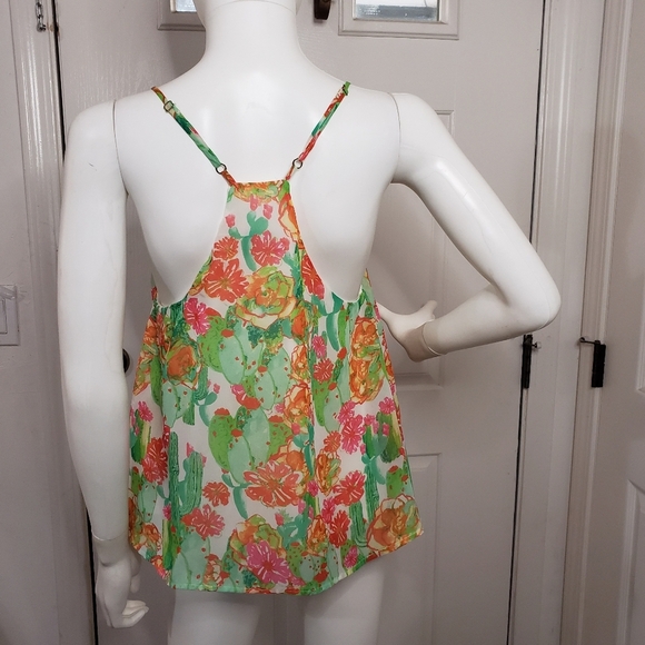 Show Me Your Mumu Carson Top in Cactus Cooler size Small - Picture 4 of 7